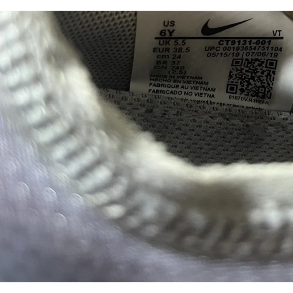 NIKE AIR VAPOR MAX 2019 WOLF GREY [CT9131 001] B-GRADE SZ 6 Y / WOMENS 7.5